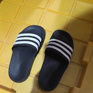 Toddler Girls Adidas Black and White Slide Sandals
